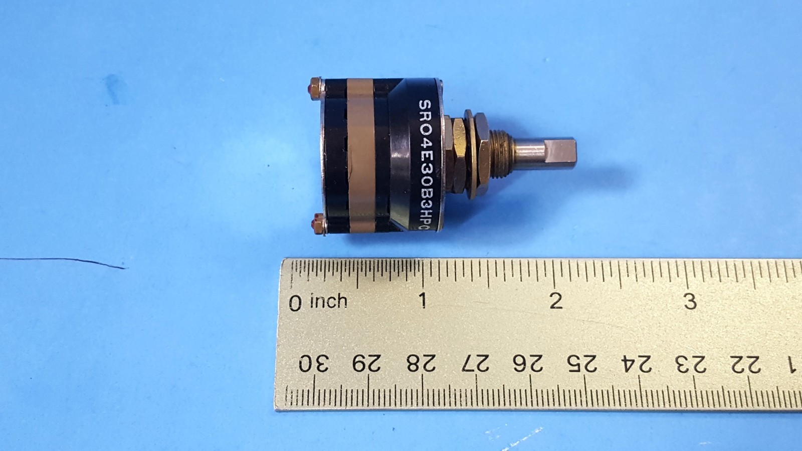 One Pc- Rotary Switch, 44YY23636-2-4N, GRAYHILL, SR04E30B3HPC