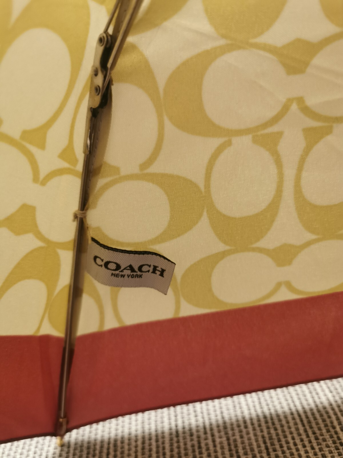 New With Tags Coach Umbrella Ivory Rouge
