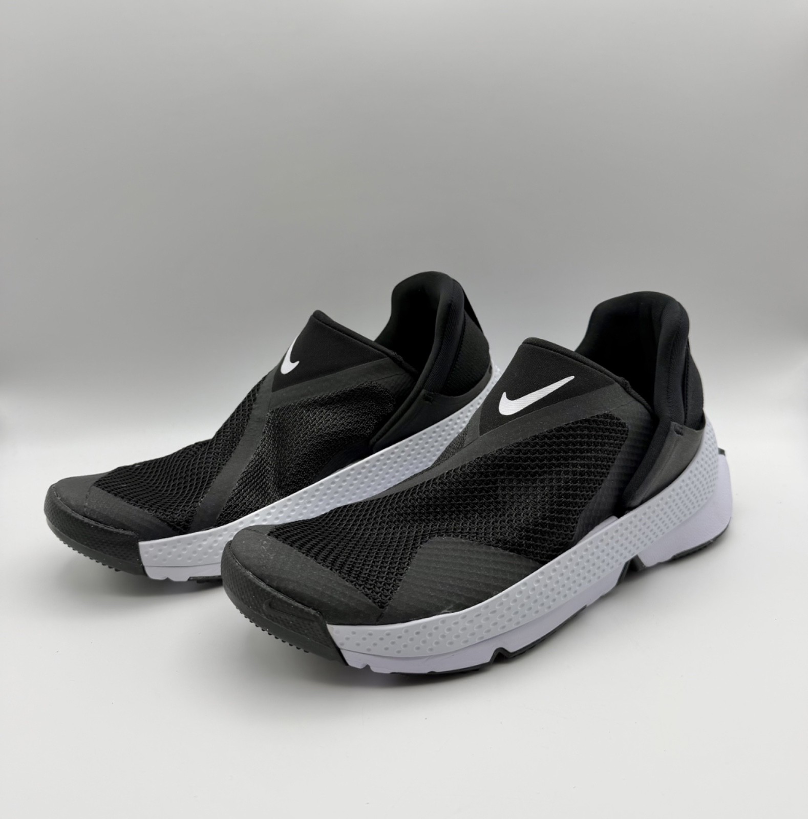 Nike Go Flyease Black/White [DR5540-002] Women's Shoes