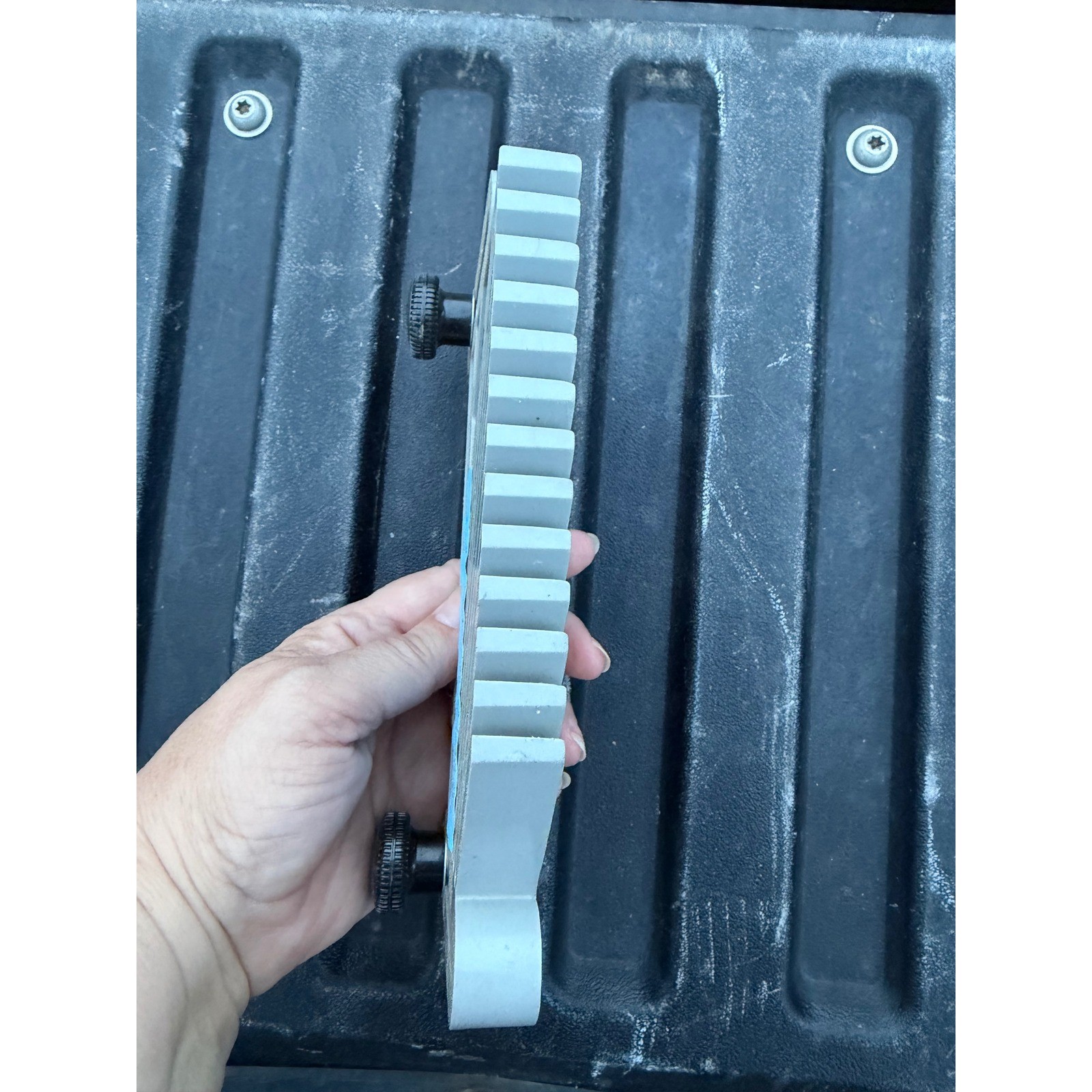 Shopsmith Featherboard Woodworking Safety Jig Gray with Adjustable Knobs