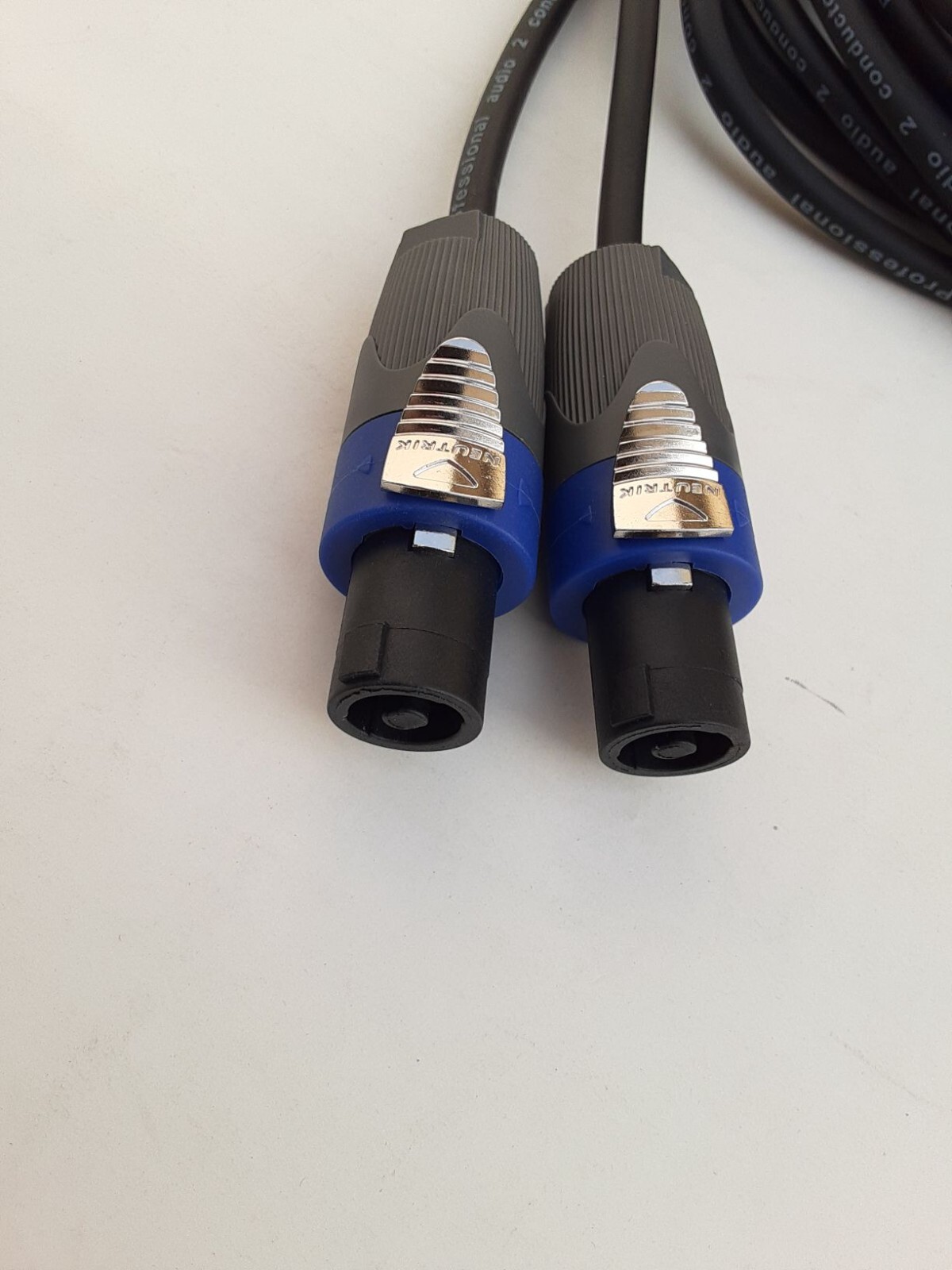 3 FT SpeakOn 2-Conductor 12AWG w/Neutrik NL4FX DJs Pro Audio Speaker Cable