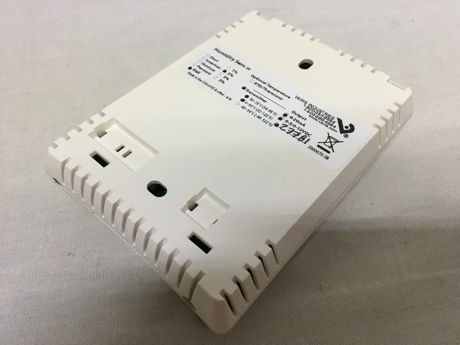 New! Veris HWX2NSTA Humidity Sensor (#20290)