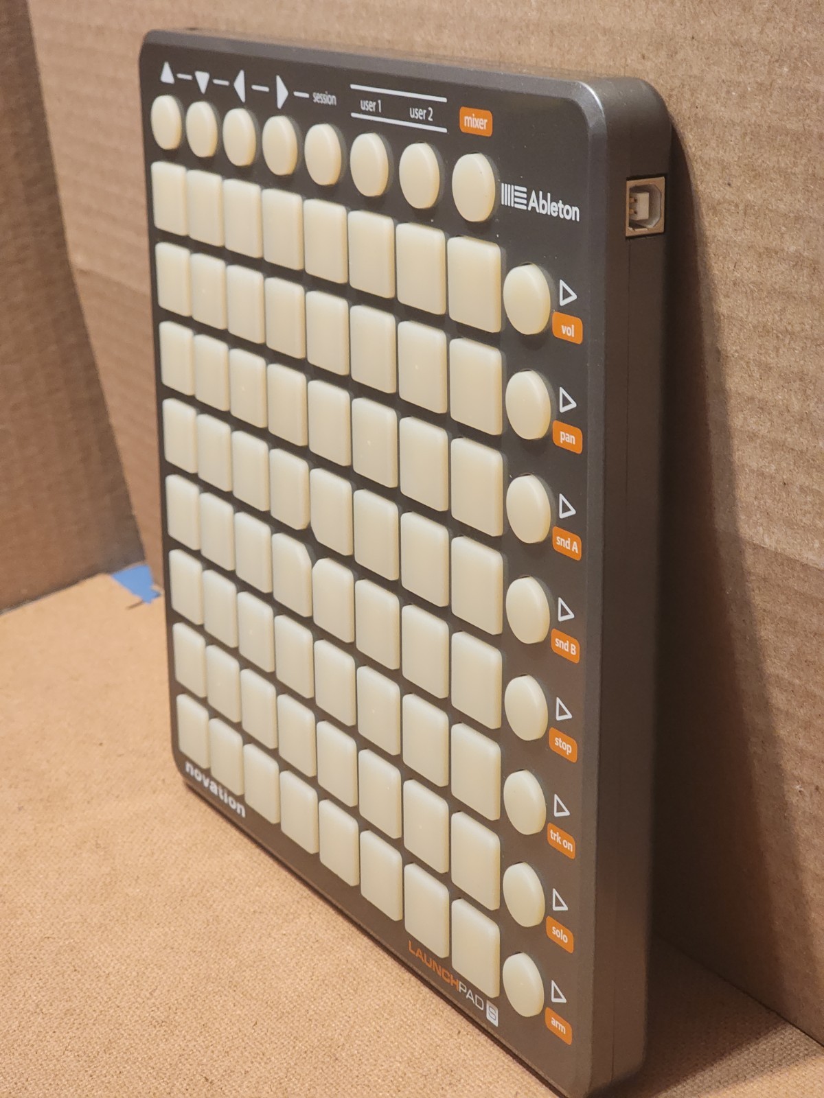 Novation Launchpad S Mixer Ableton NOVLPD02 USB Brighter Live Controller Music