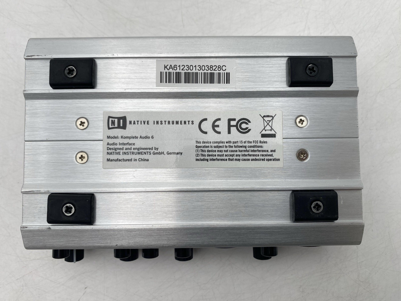 Native Instruments KOMPLETE AUDIO 6 Digital Recording Interface