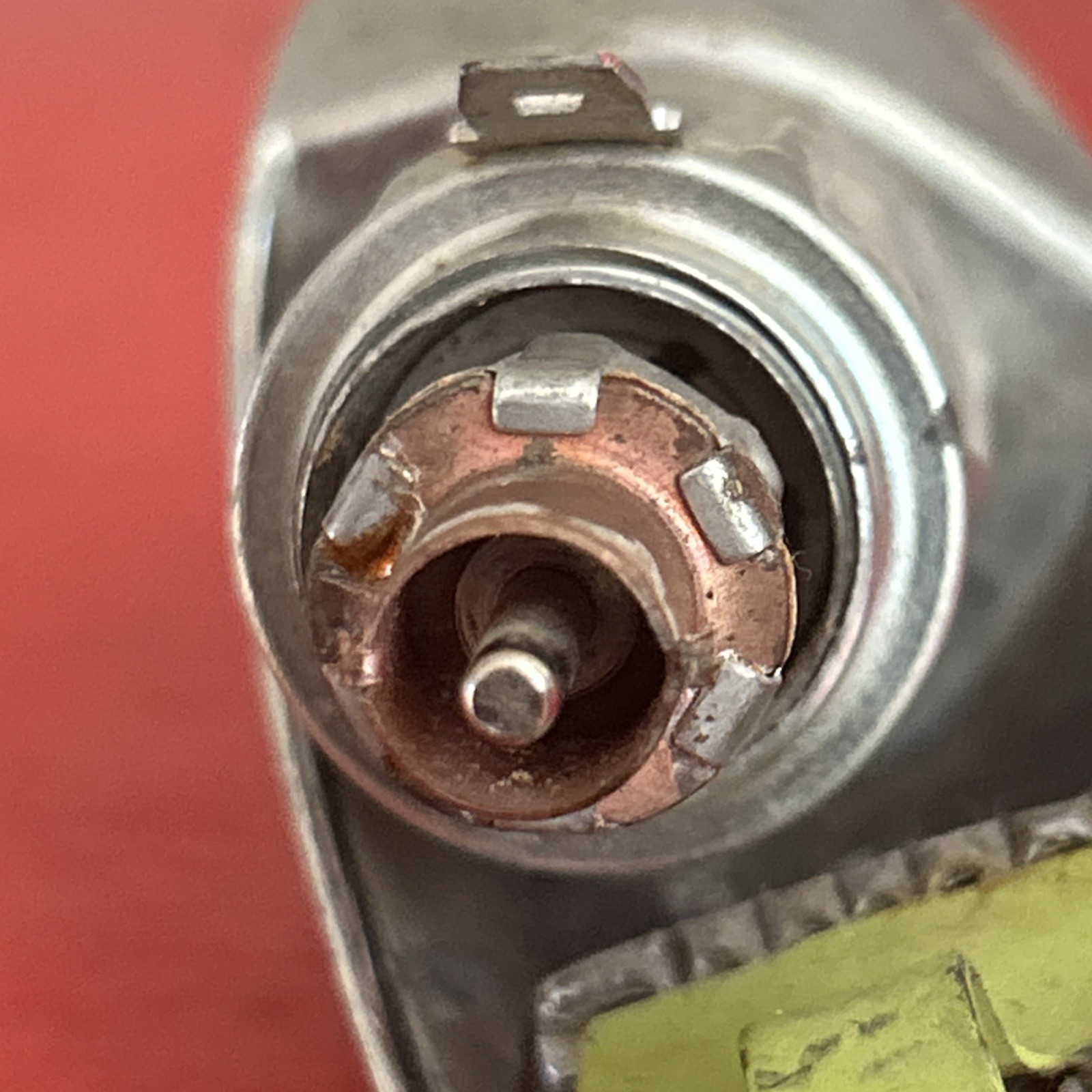 Vintage Lighter Socket 4762352 LH Dash Mount 1960 Buick ?