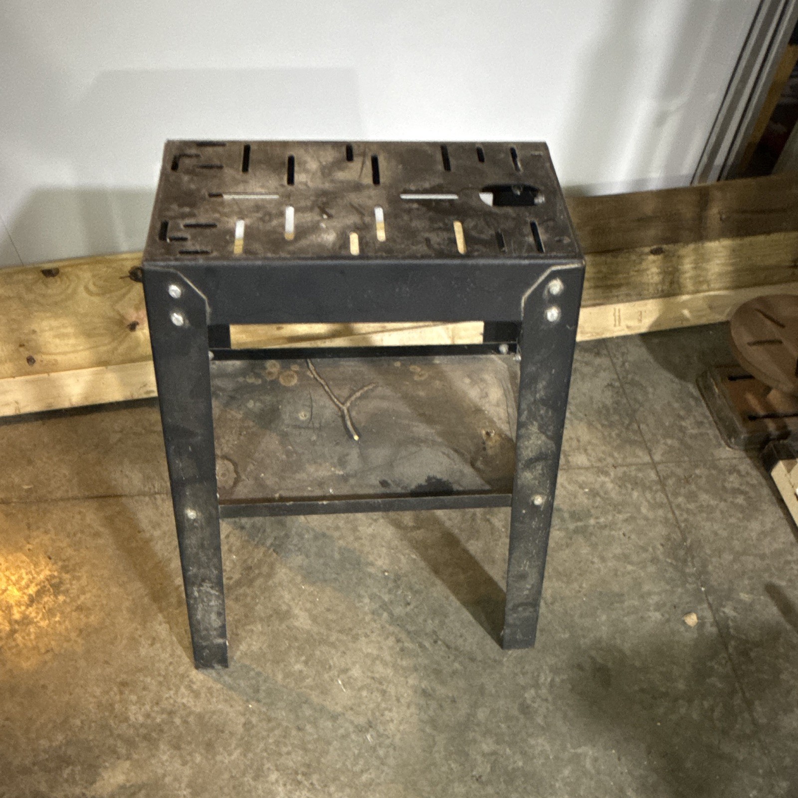 Machine Shop Bade Table