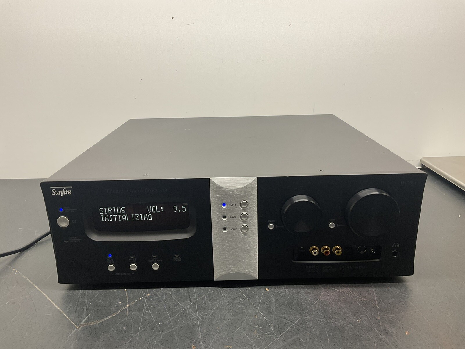 SUNFIRE TGP-401 THEATER GRAND Pre-amp| NO REMOTE TESTED