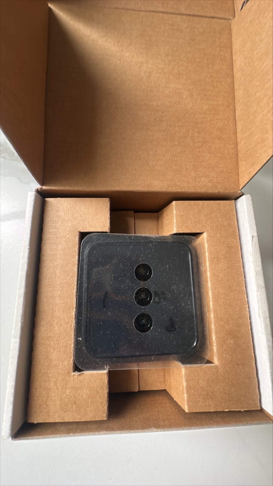 NEW RC8025B-V2 ADT Pulse Indoor Wireless Day/Night Camera Cloud Link Enabled
