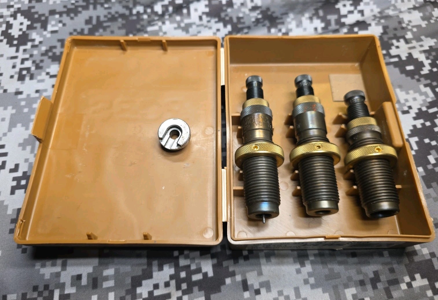 RCBS COWBOY 32-20 WIN 32/20 WINCHESTER FL RELOADING DIES WITH #1 SHELL HOLDER