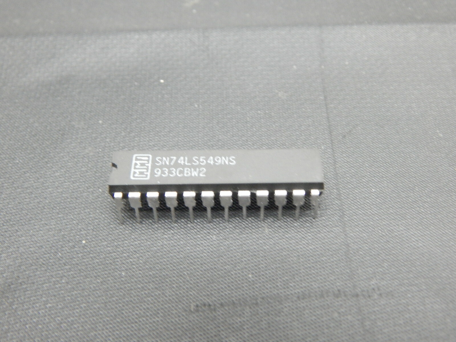 MMI SN74LS549NS 74LS549 74LS549N 24 PIN DIP IC - USA SELLER FAST SHIPPING