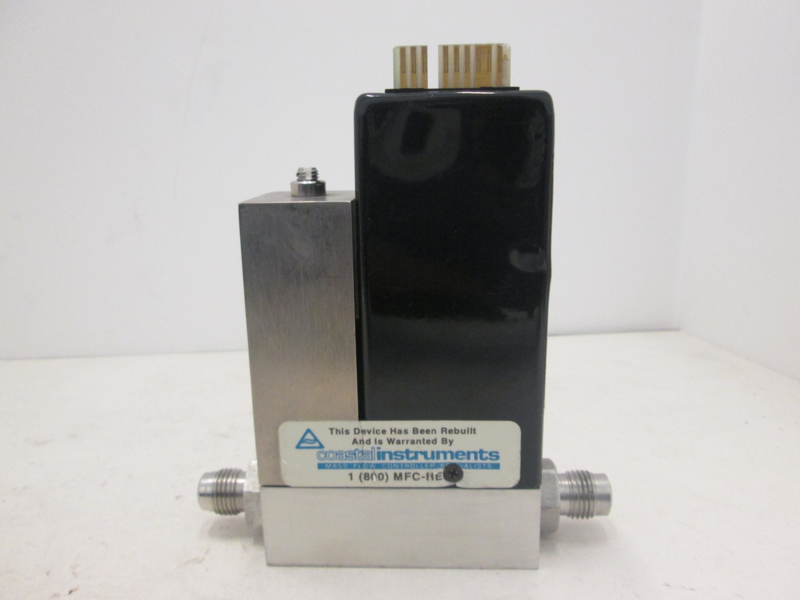 Unit UFC-1100A, Mass Flow Controller MFC, N2, 500 SCCM, Used