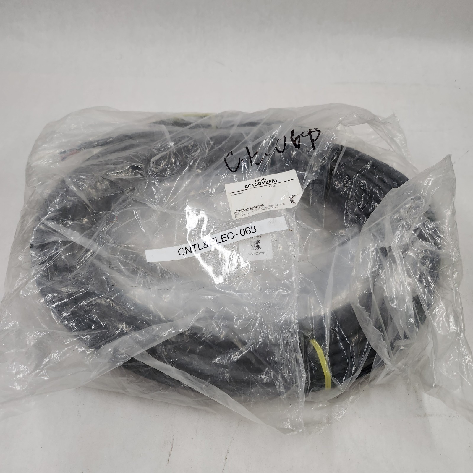 ORIENTAL MOTOR CC150VZFBT Motor, Encoder Connection Cable Set Missing Brake Ext