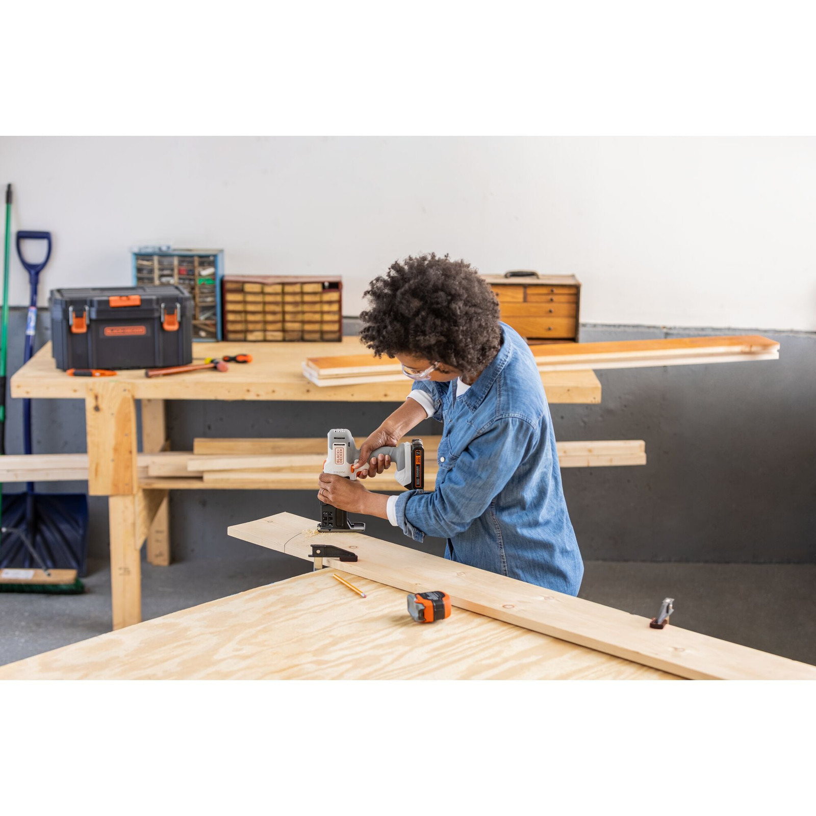 BLACK+DECKER 20V MAX MATRIX Cordless Combo Kit, 6-Tool, - BDCDMT1206KITWC