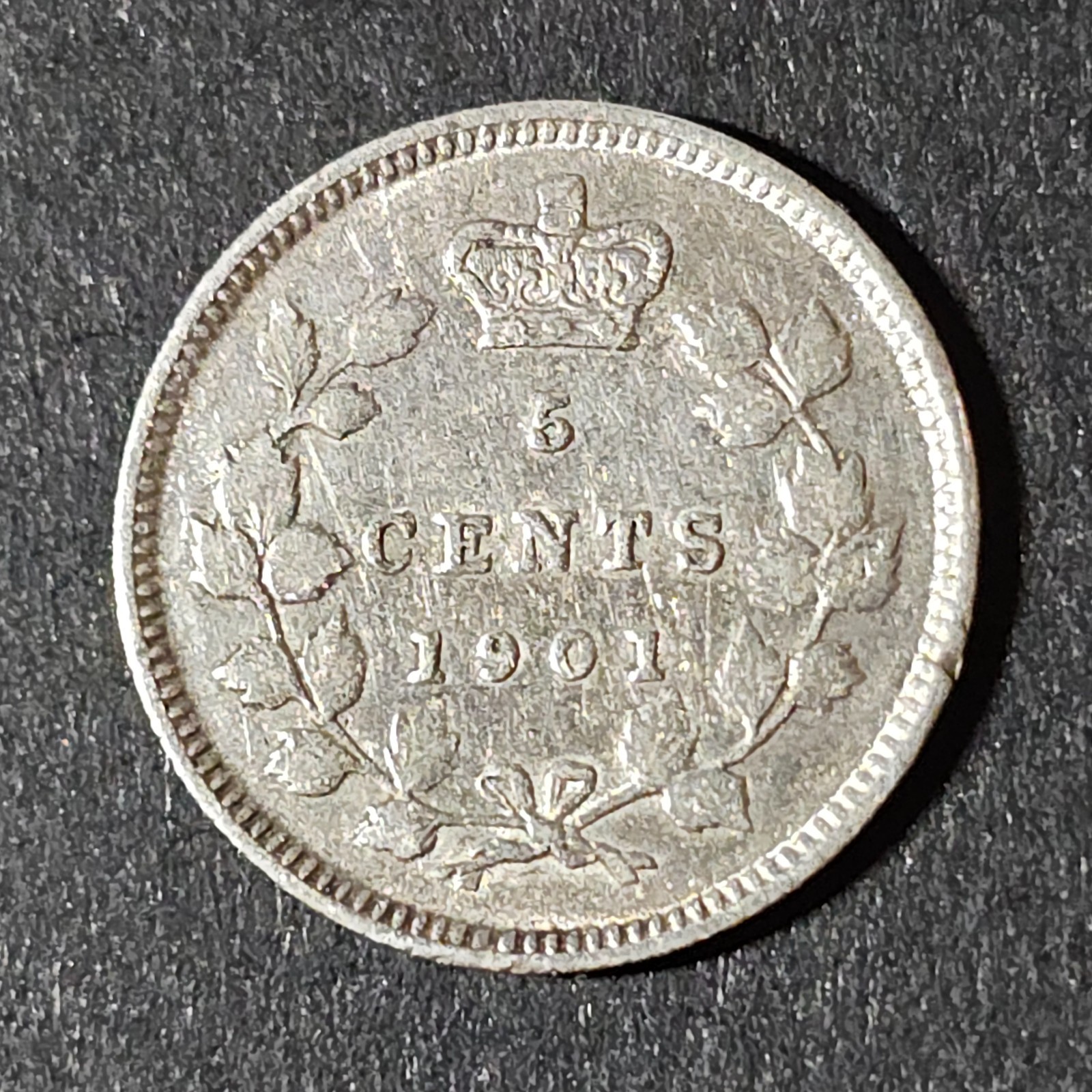 1901 Canada 5 five cents SILVER - LOW COMBINED SHIP - C5-391