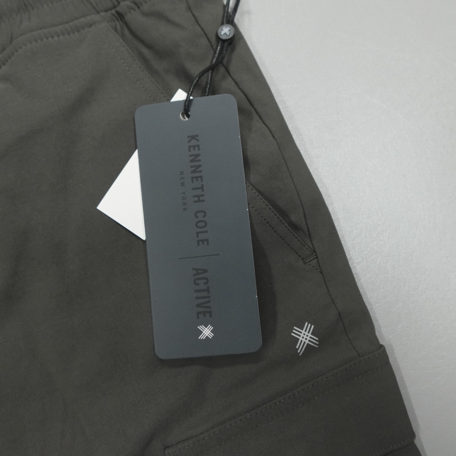 Kenneth Cole Performance Tech Jogger Cargo Tapered Woven Nylon Stretch Asphalt