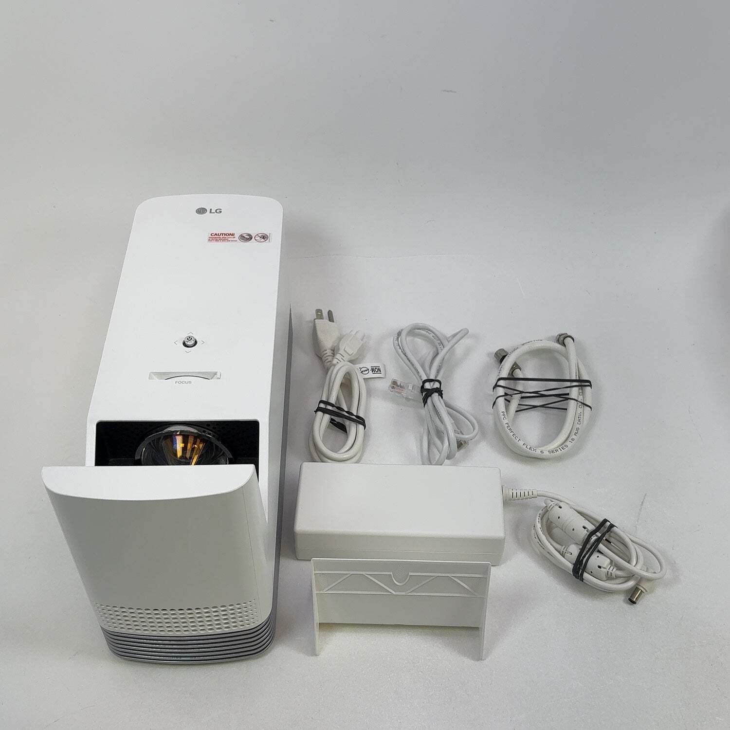 LG Cinebeam Full HD Short Throw Projector HF85LA - TESTED WORKING