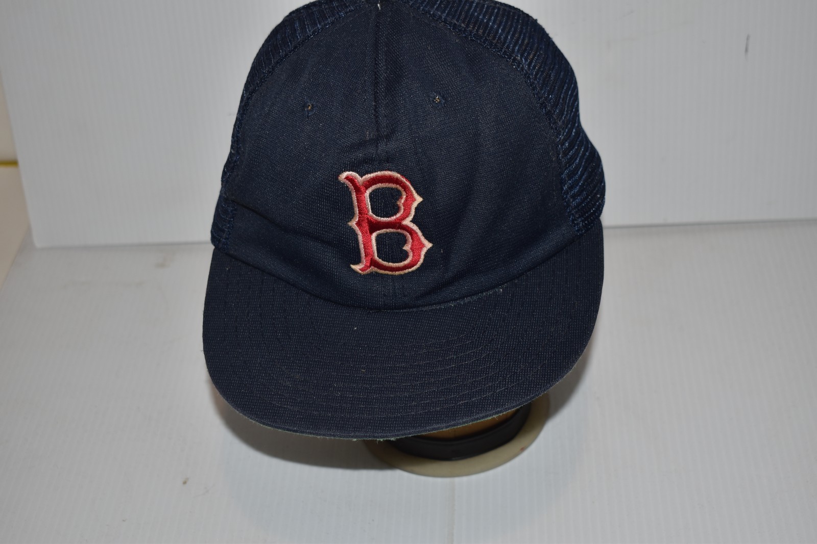 BOSTON RED SOX TRUCKER TYPE HAT ONE SIZE FITS ALL (RPF13)