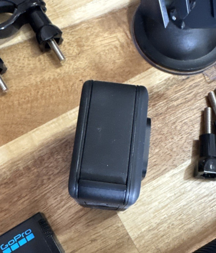 GoPro Hero13 Black Hero 13 + Extras (31)