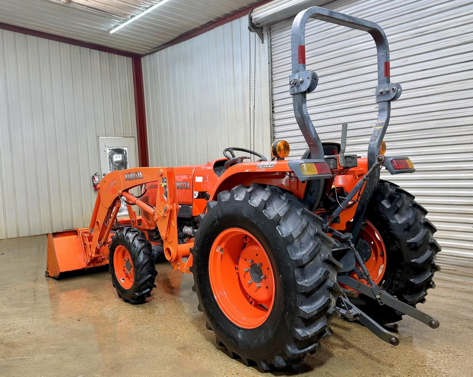 2012 KUBOTA L4600 OROPS 4WD TRACTOR WITH LA754 LOADER