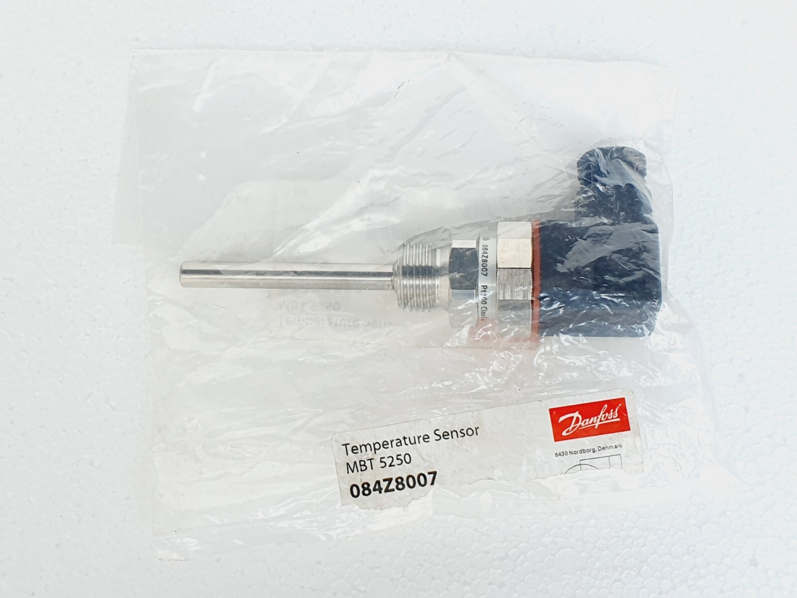 DANFOSS 084Z8007 MBT 5250 Temperature Sensor, PT100, Class B # NEW