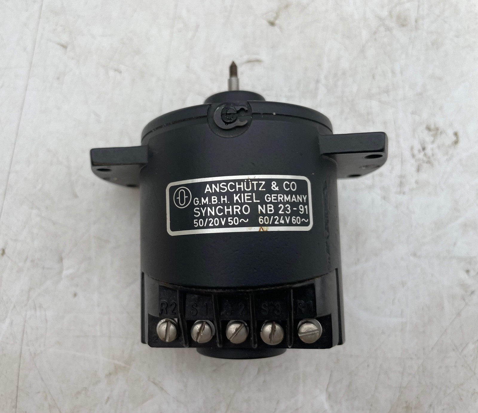 Anschutz NB23-91 Synchro Motor, 50/20VAC 50/60Hz 24VAC 60Hz (Used)