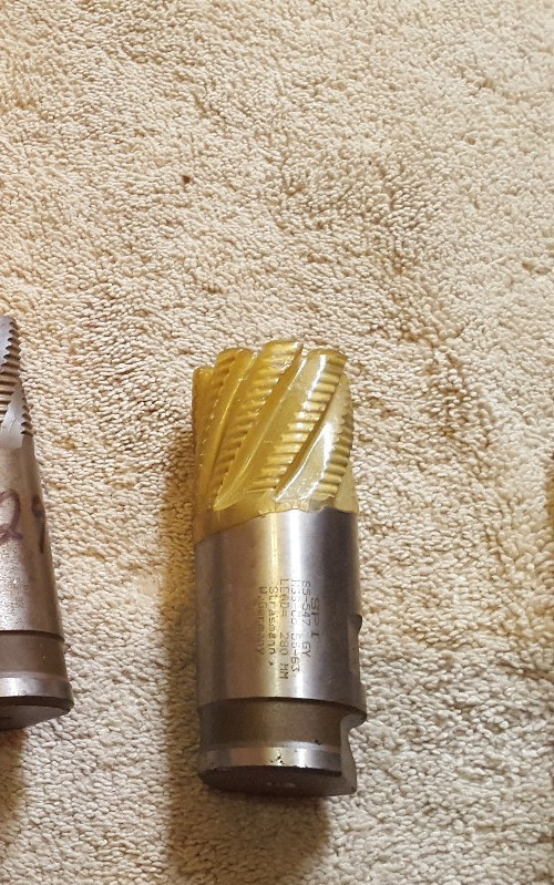 NEW Strasmann SPI End Mill Roughing 8 Flute - 2 dia x 2 shank x 5-3/4  # 85-547