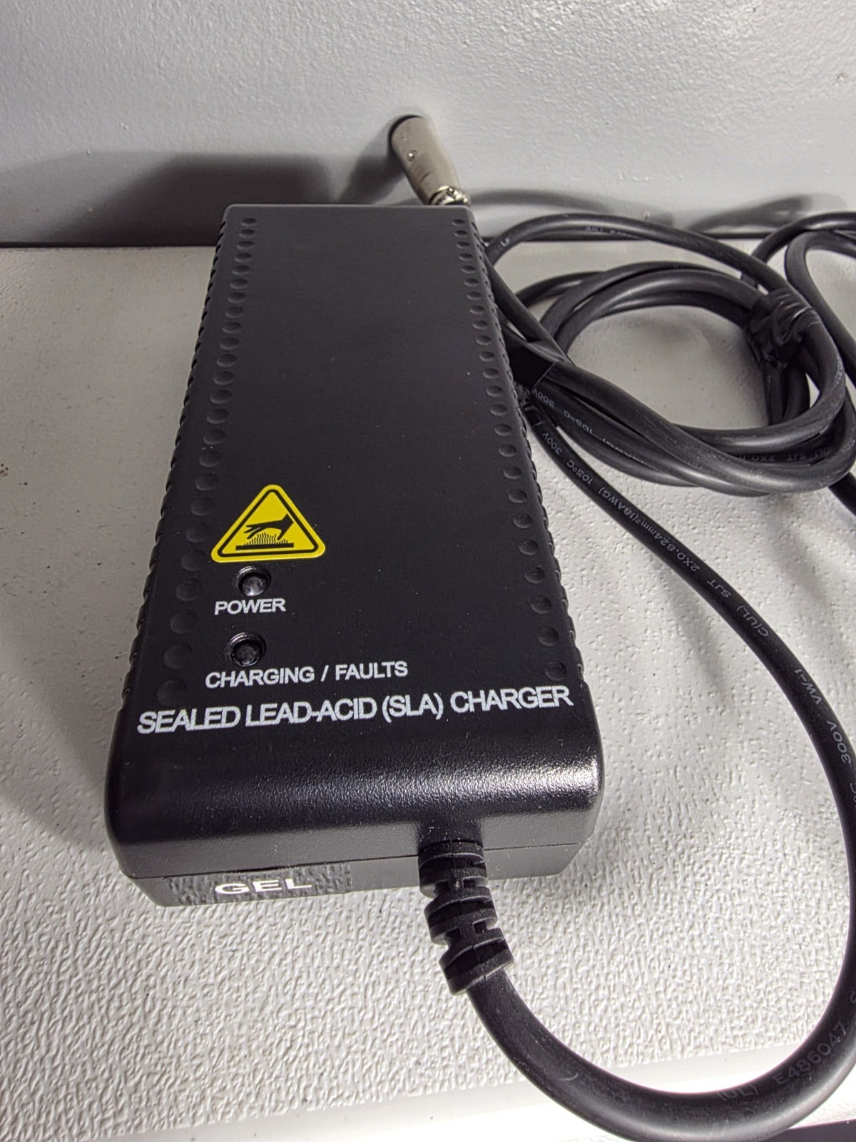 AlveyTech 24 Volt 5.0 Amp XLR 24BC5000T-4 Battery Charger for Power Chairs