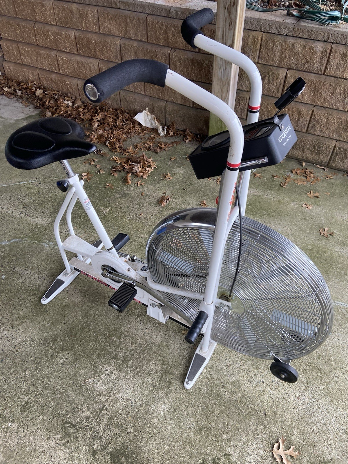 Schwinn Airdyne Dual Action Exercise Bike Fan Wheel Digital Display