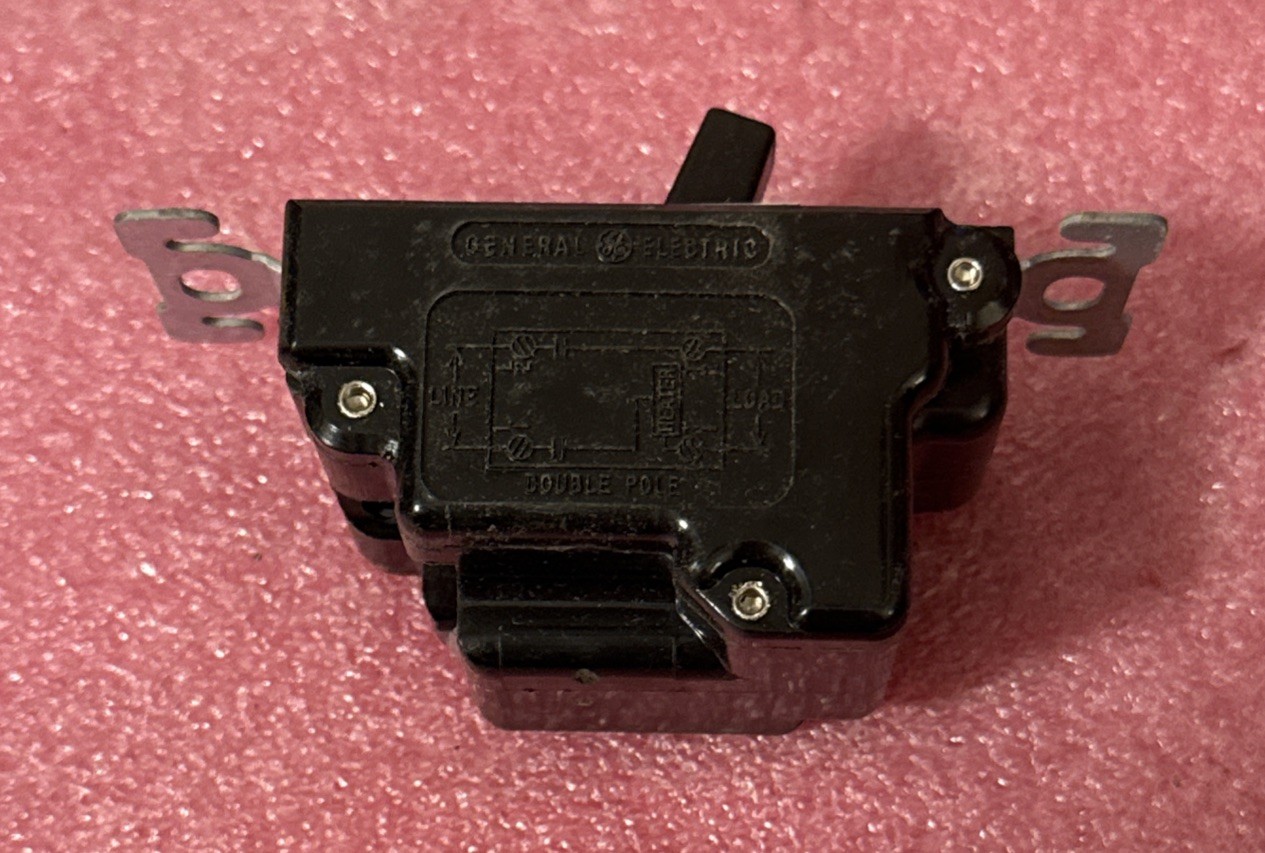 General Electric CR101Y Toggle Switch 115/230V