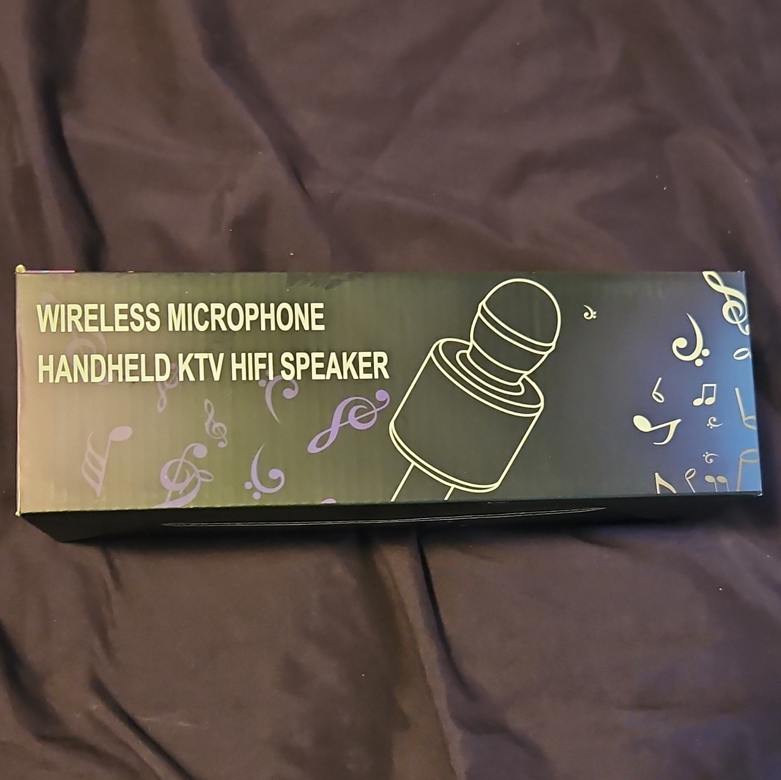 Wireless Handheld Karaoke Microphone with Built-In Speaker, Pink