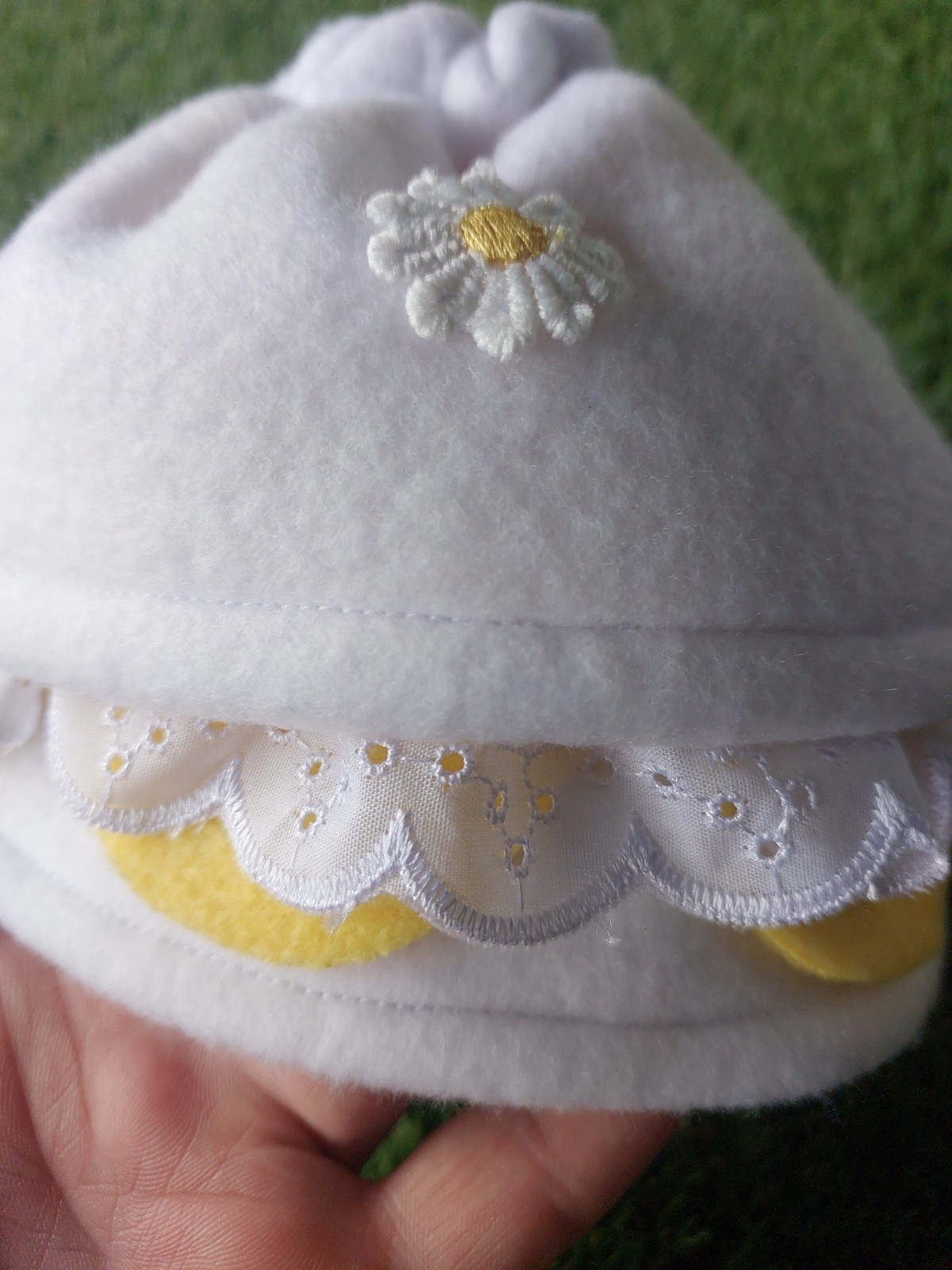 Sulphur - Crested Daisy Collar