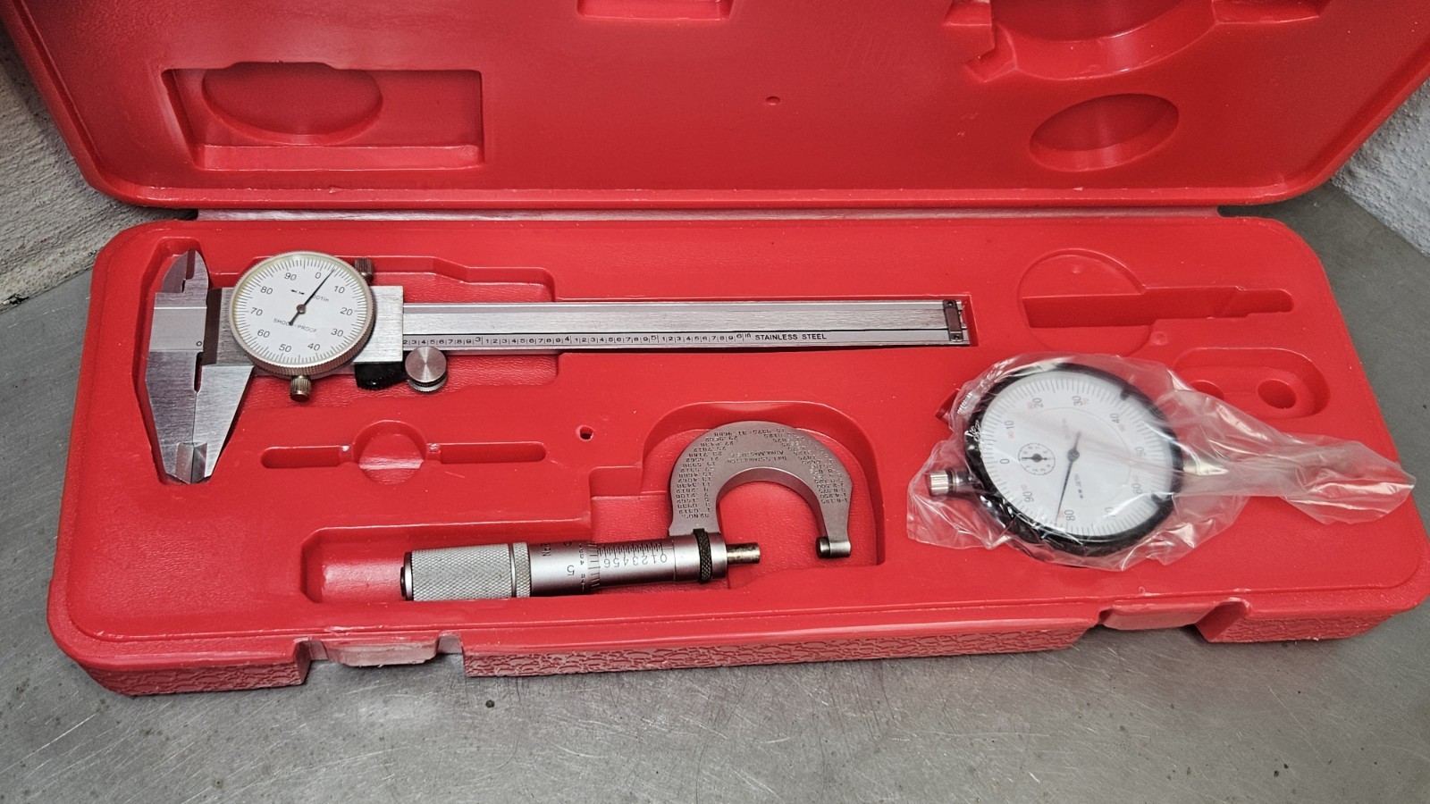 Starrett No. 657AA magnetic base + 1" dial indicator - micrometer - caliper