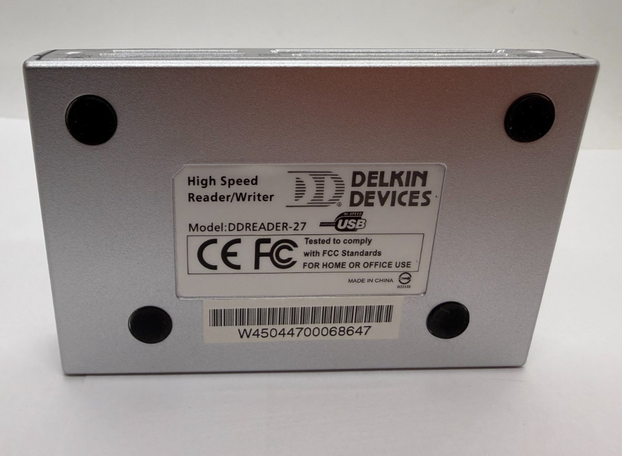 VTG eFilm Universal Reader Writer USB 2.0 Card Reader Delkin Devices Reader 2004
