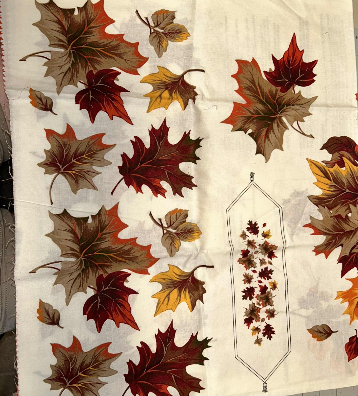 VINTAGE AUTUMN FOLIAGE APPLIQUE PATTERN UNCUT INCUDING INSTRUCTIONS