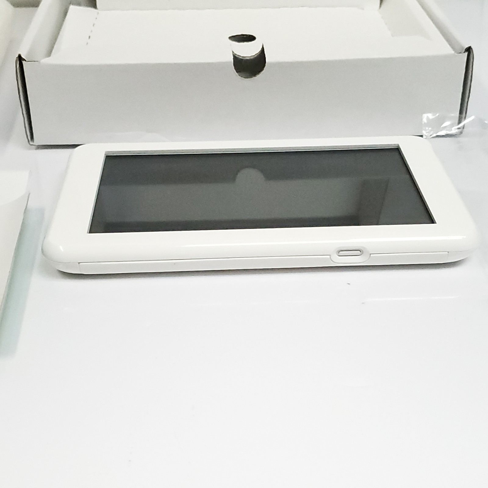 Frontpoint Touchscreen Panel (Model FPTS) New In Box