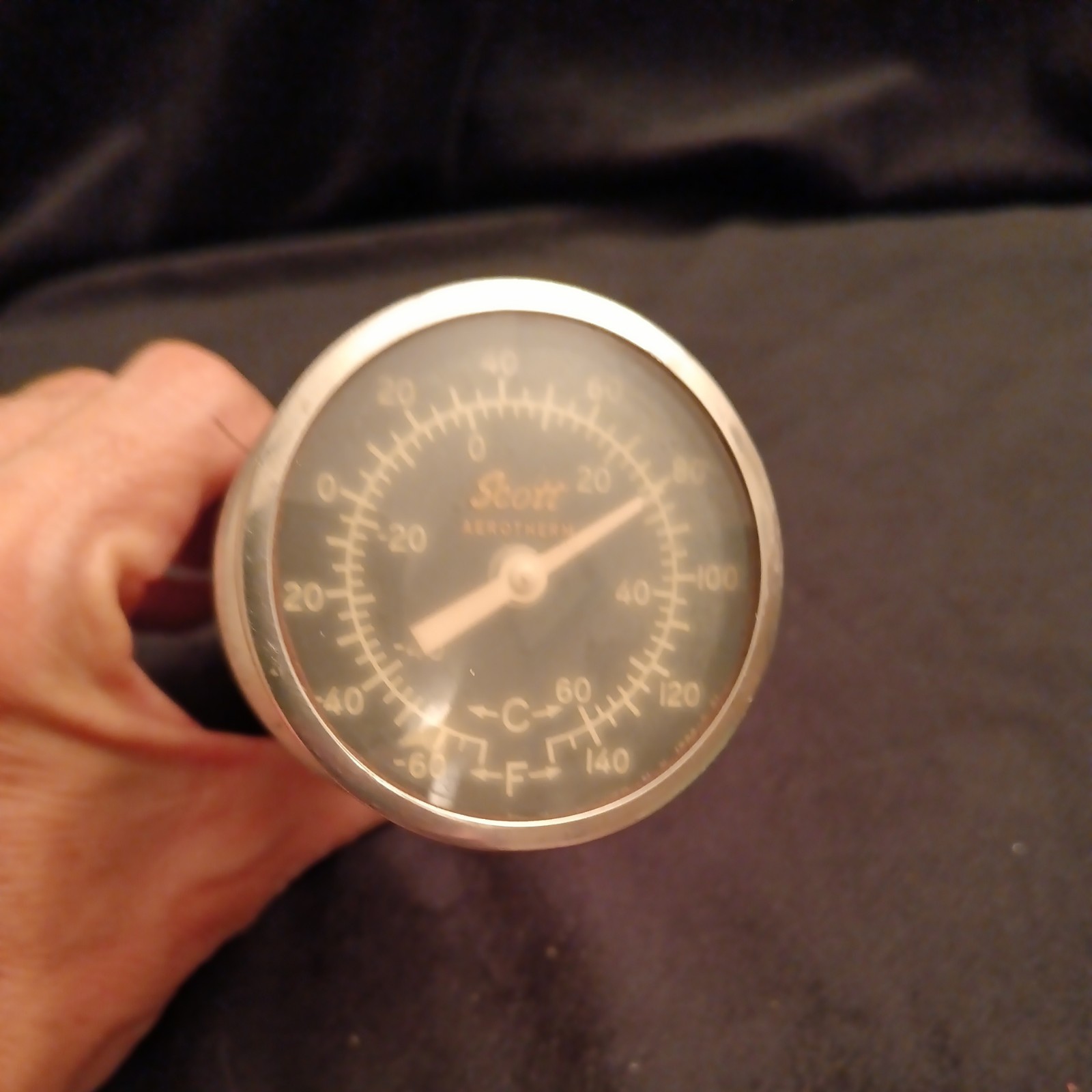 SCOTT AEROTHERM 2" OUTSIDE AIR TEMPERATURE PROBE INDICATOR OAT WITH CASE