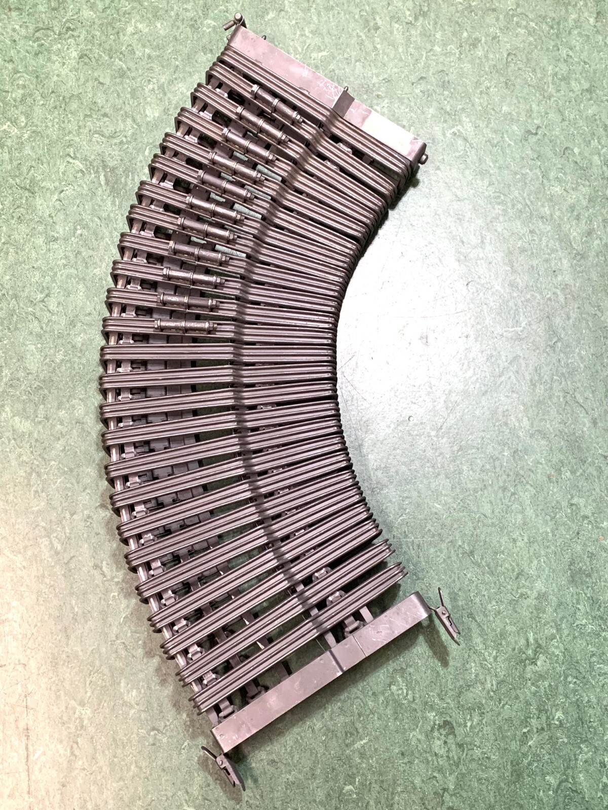 STANDARD ARMAMENT BRADLEYS M242 FEED CHUTE 25mm 12328757-2 1005-01-176-6086