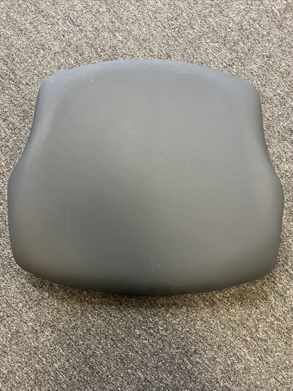 Humanscale Freedom Chair: Gray Seat Cushion; Smooth leatherette - Original Part