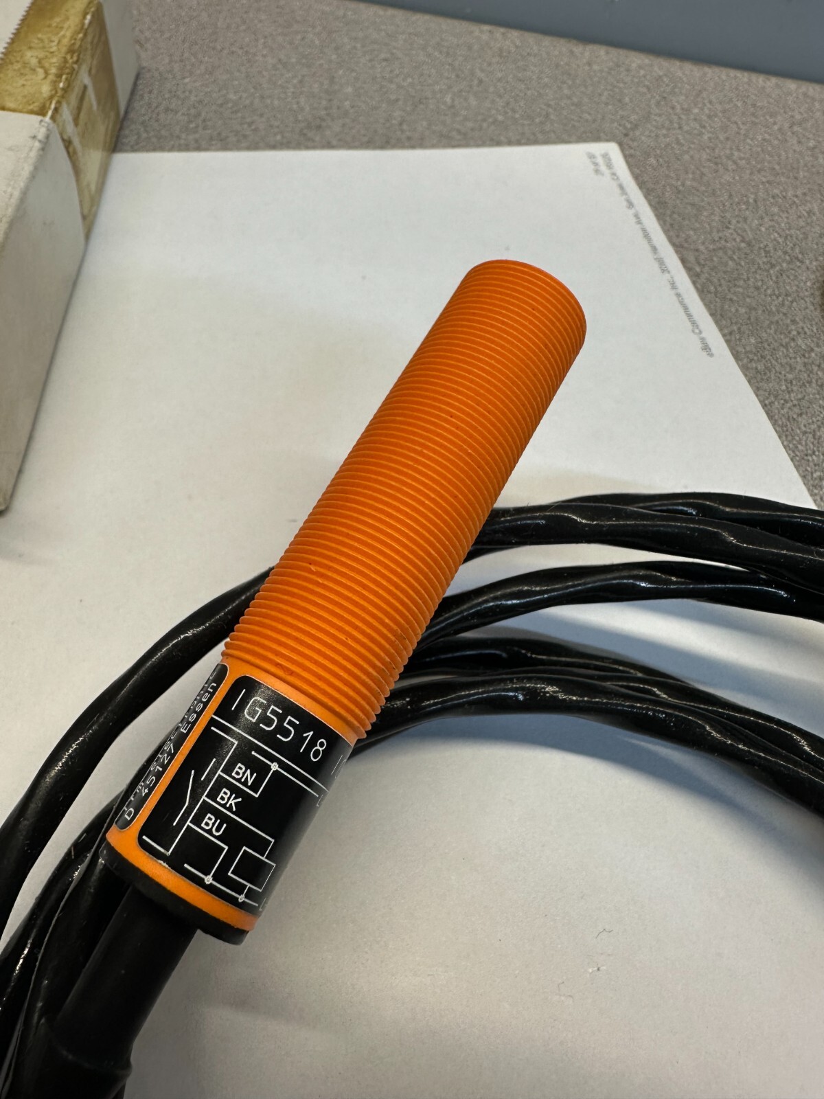 IFM IG5518 / IG3005-BPKG EFECTOR PROXIMITY SWITCH SENSOR, NEW FREE SHIPPING