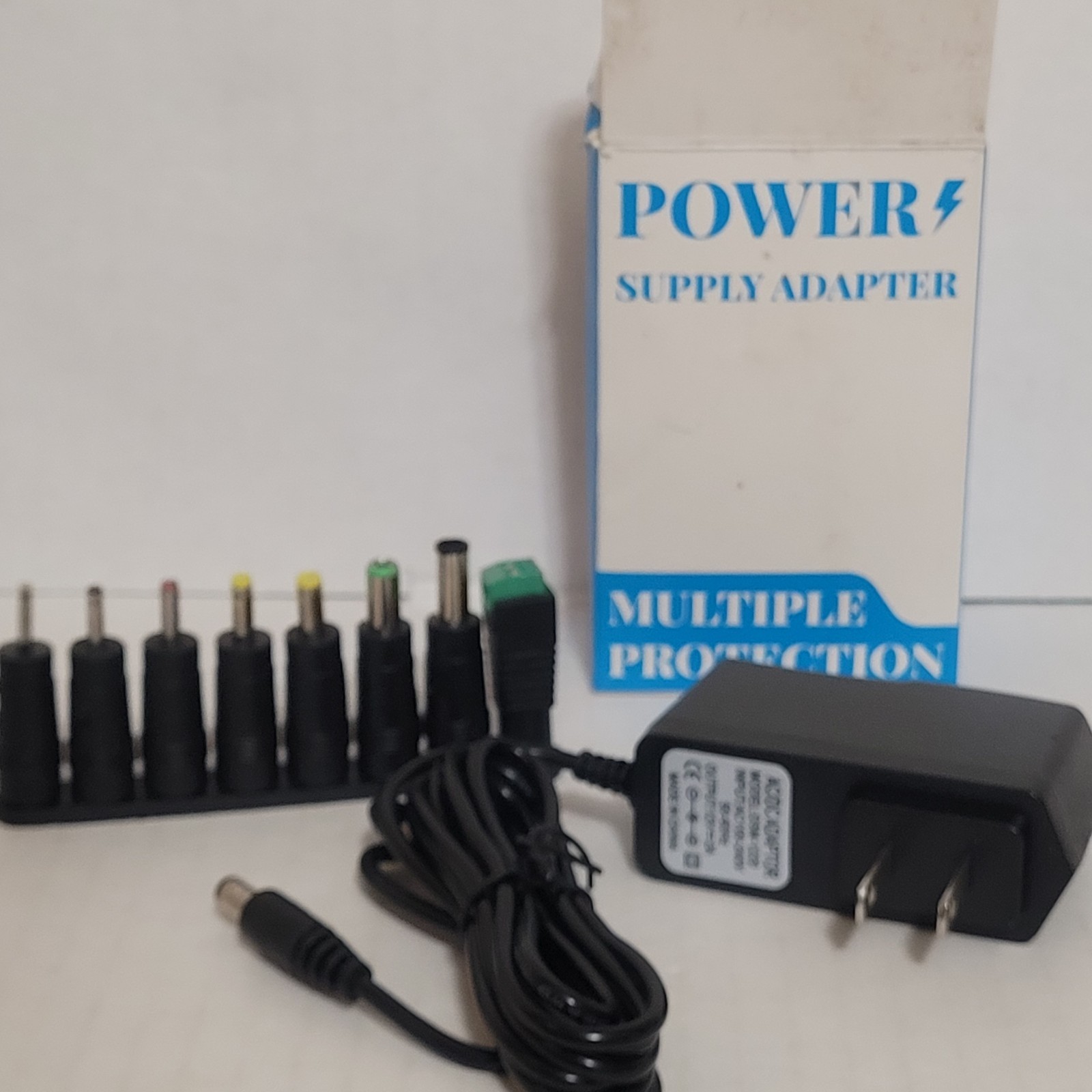 12V 1A Universal Power Supply Adapter Kit with 10 Tips for CCTV & LED