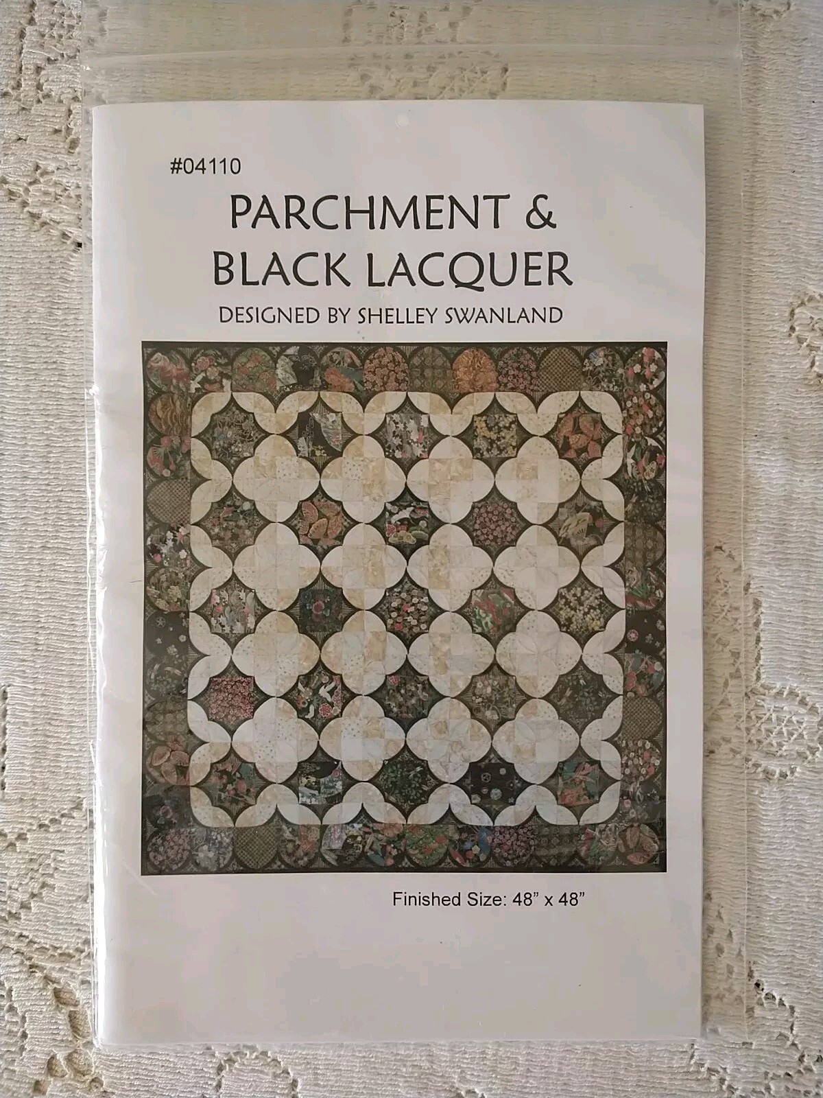 Parchment & Black Lacquer Quilt Pattern Shelley Swanland #04119 48x48"