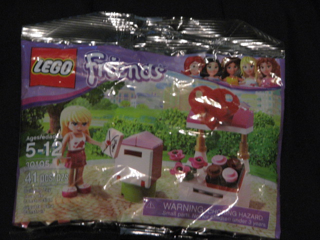 NEW Lego Friends Stephanie Heart Mail Box cupcakes 30105 SOLD OUT HTF