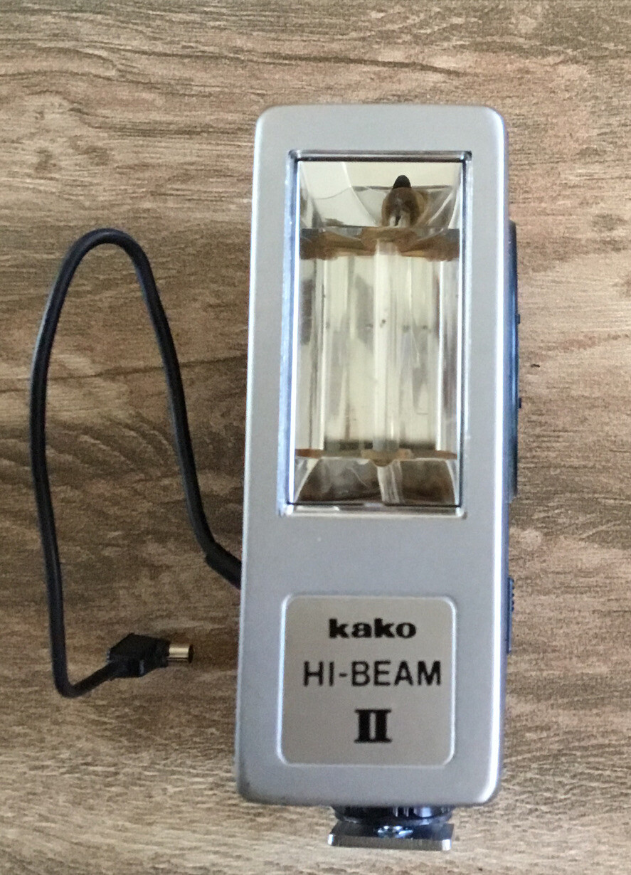 Kako Hi-Beam 35MM Flash Unit Shoe Mount Camera Very Good Condition View Pictures