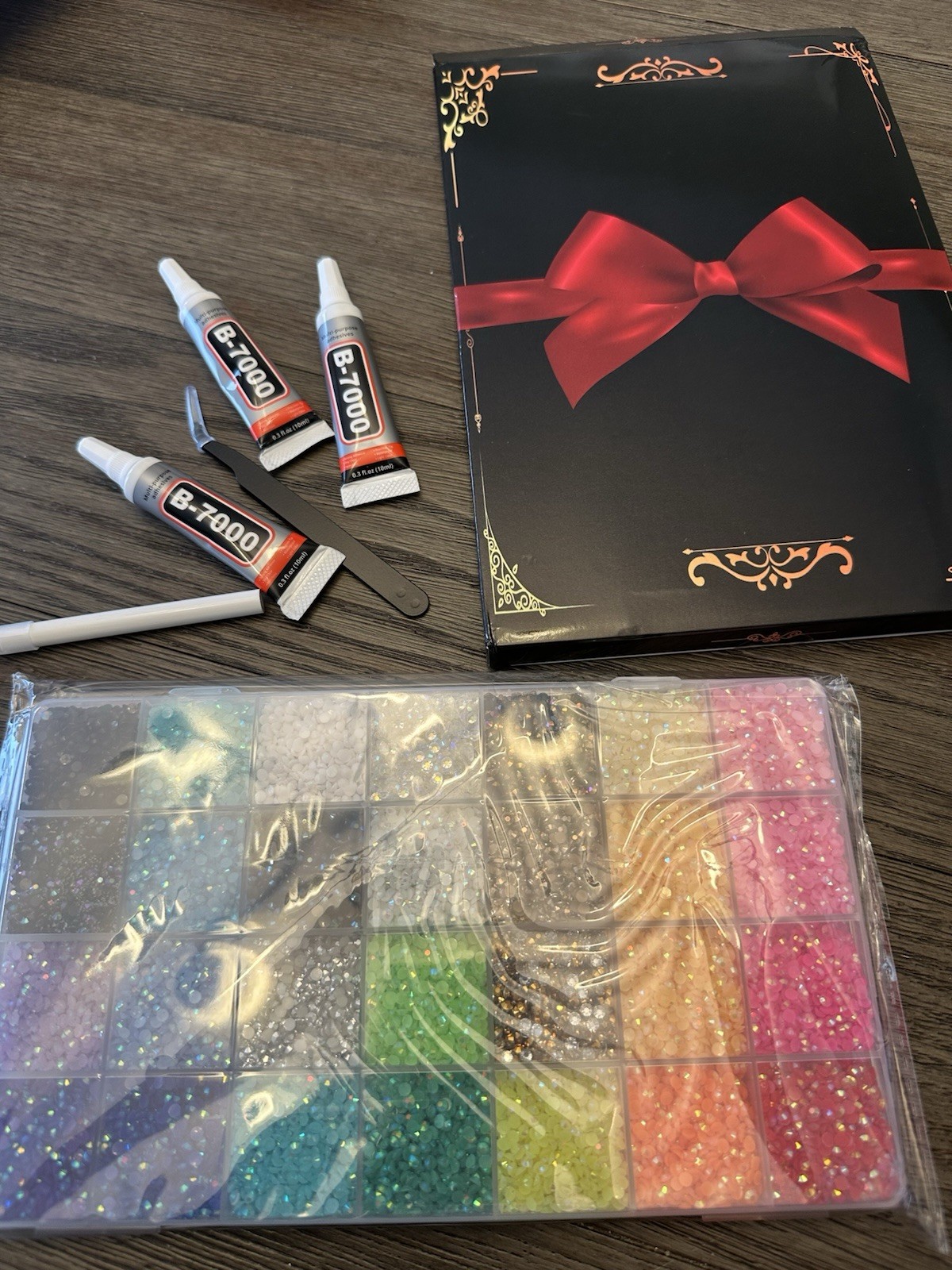 Resin Rhinestone Nail Art Kit  NAIL BLING. Great For Crafting New In Box