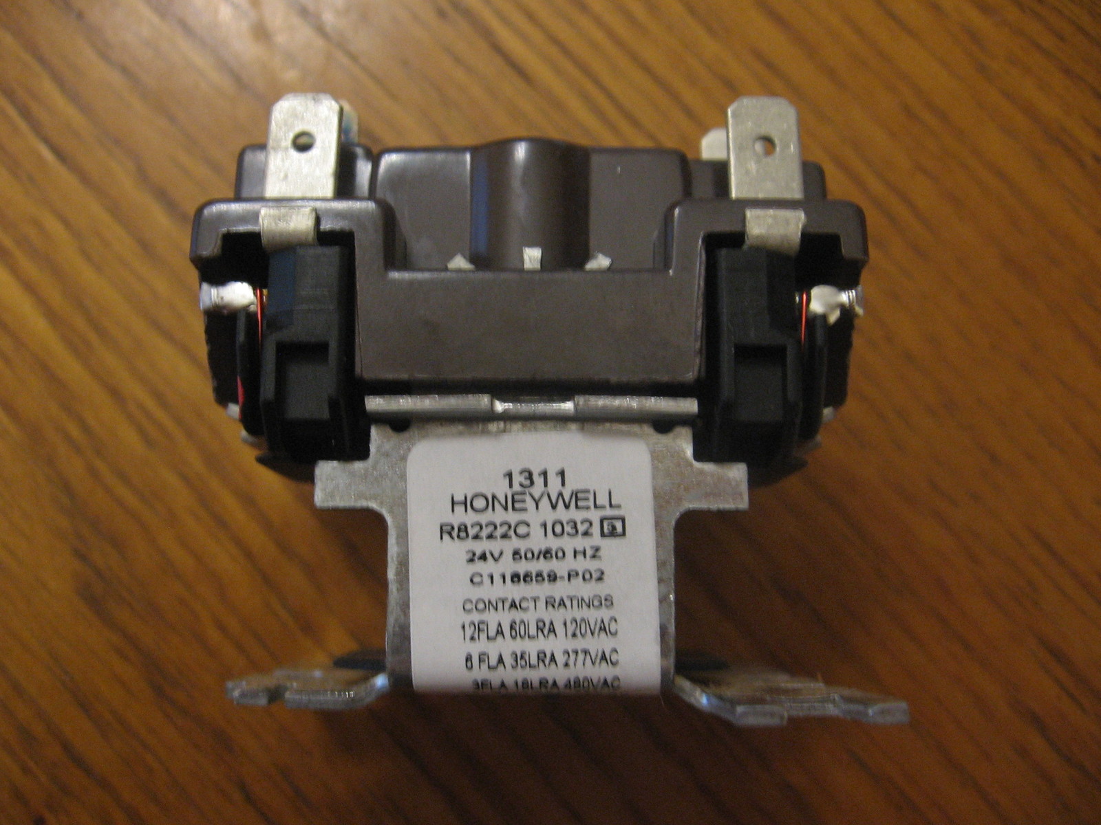 NEW Honeywell R8222C1032 hvac relay 24vac DPDT 2 pole NO normally open