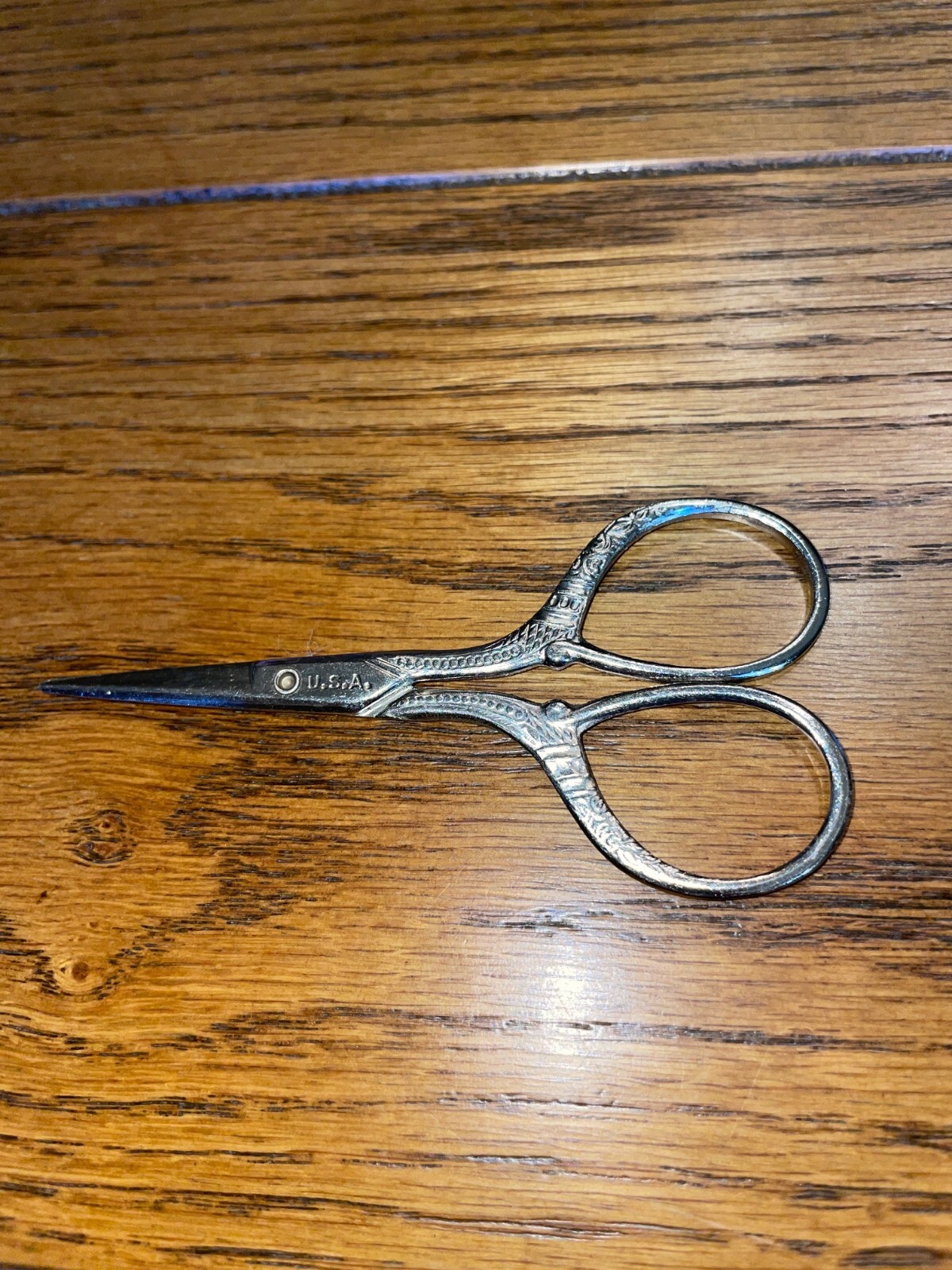Sewing Embroidery Scissors Etched Engraved Handles Made in USA 3.5" Long