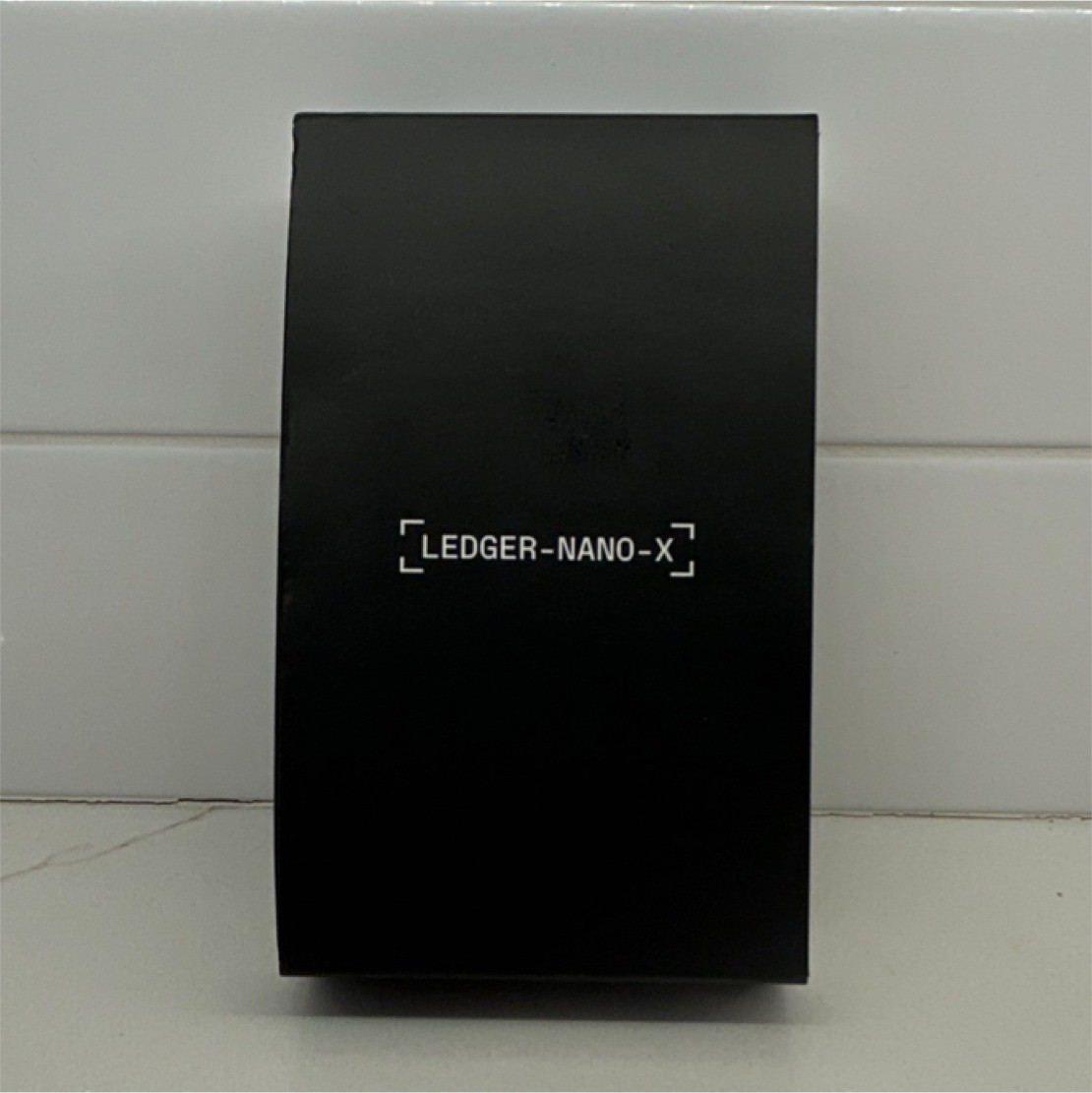 Ledger Nano X Bluetooth Enabled Crypto Hardware Wallet with Secure Chip