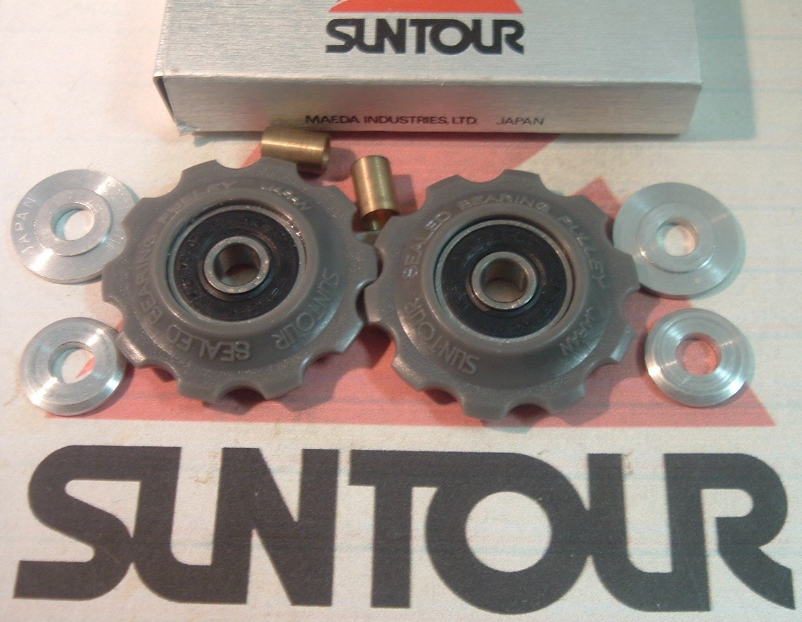 SunTour Superbe Sealed Bearing Pulley Wheels NOS / NEW-Mint -BP-100 NIB