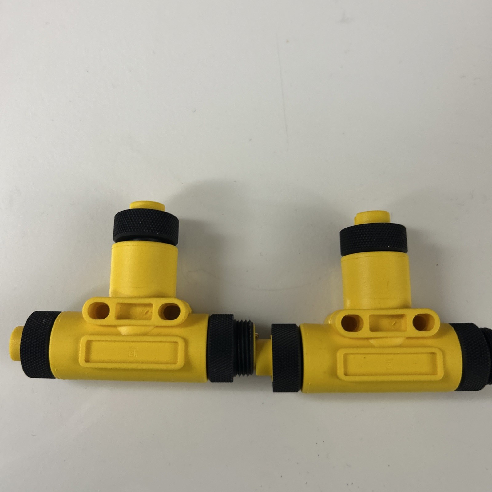 2x Lumberg Automation 0906 UTP 316