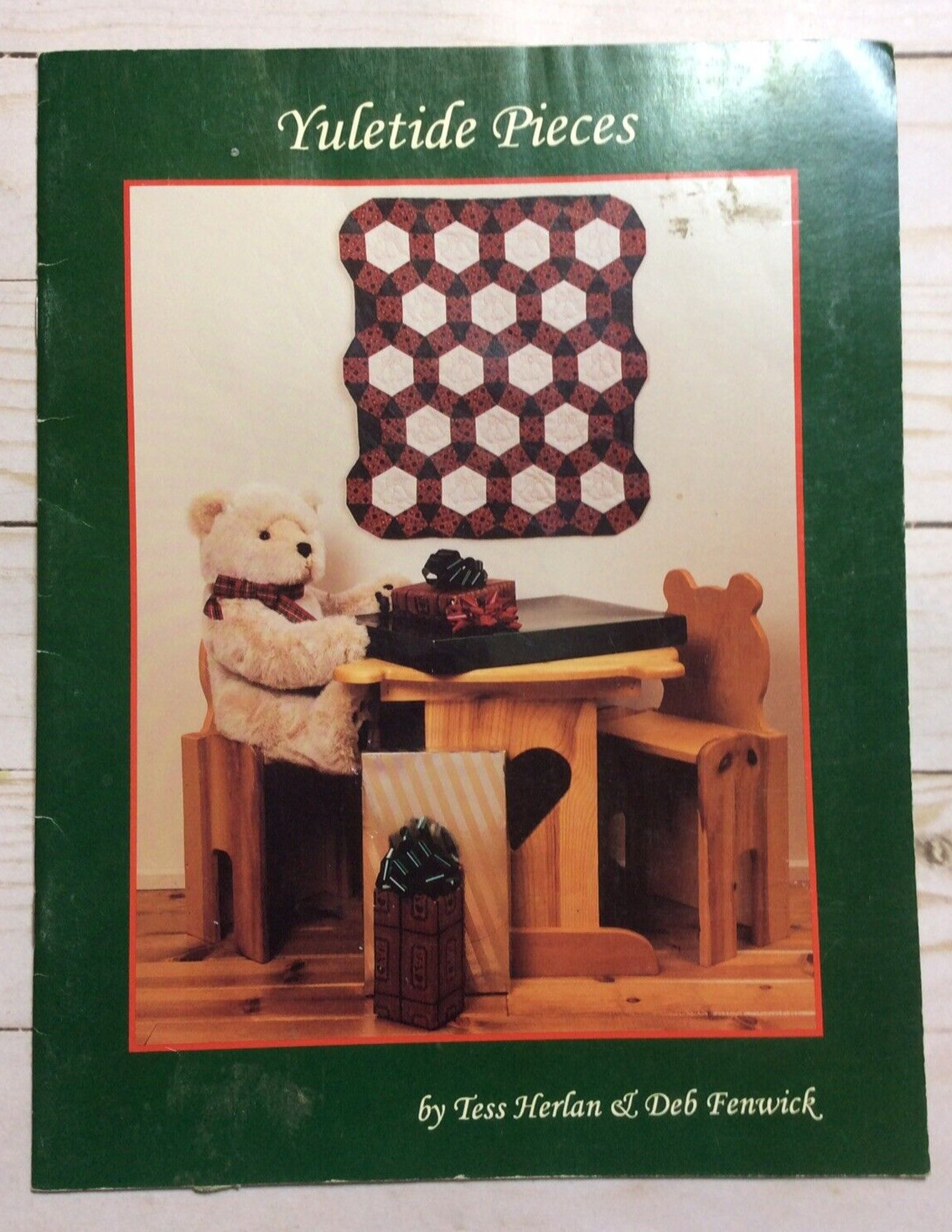 Yuletide Pieces by Tess Herlan and Deb Fenwick Quilting Designs Craft Booklet